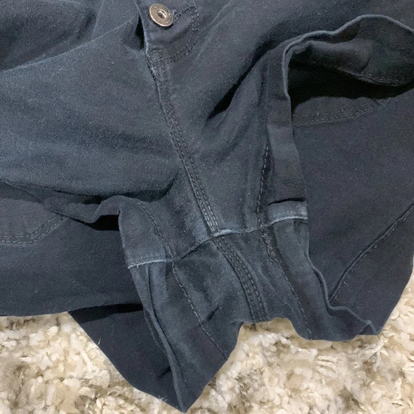 L.e.I. Tatum High Rise Black Jean Shorts - Picture 6 of 6